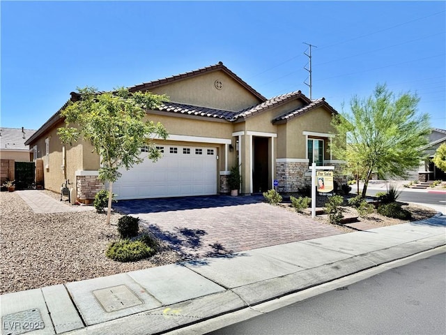 6353 Cuen Cove St, North Las Vegas, NV 89031 - photo 2