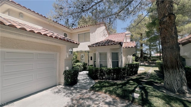 6954 Emerald Springs Ln, Las Vegas, NV 89113 - photo 1