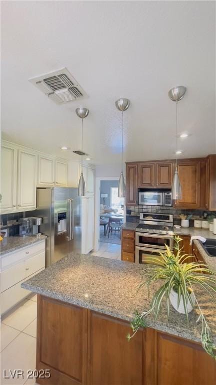6954 Emerald Springs Ln, Las Vegas, NV 89113 - photo 9