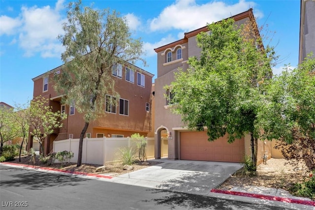 8685 Estrella Bonita Ct, Las Vegas, NV 89147 - photo 2