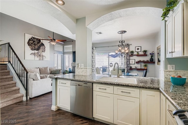 1723 Comstock Dr, Henderson, NV 89014 - photo 12