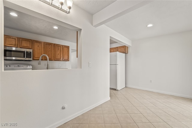 3375 W Capovilla Ave, Las Vegas, NV 89118 - photo 11