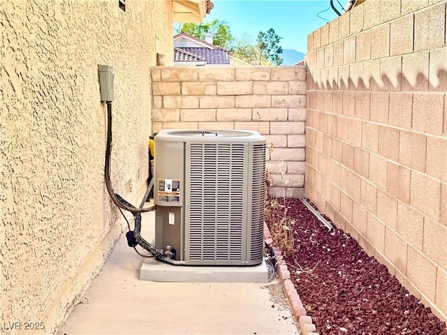 4658 Cosley Dr, Las Vegas, NV 89147 - photo 26