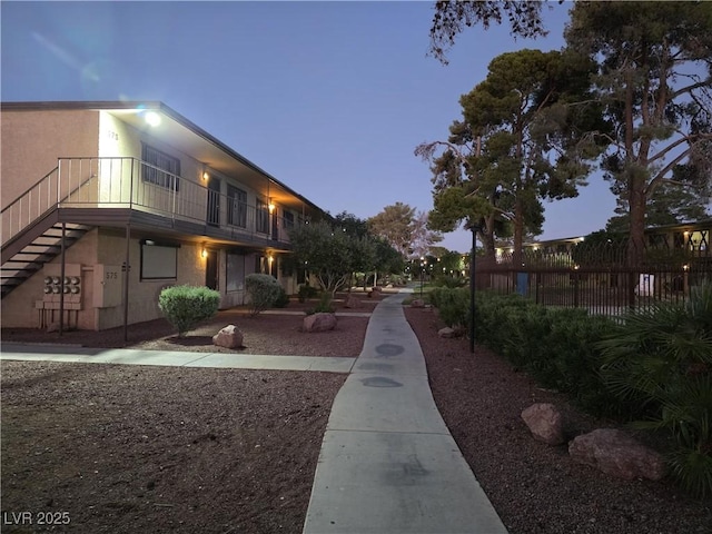 575 S Royal Crest Cir Unit 26, Las Vegas, NV 89169 - photo 11