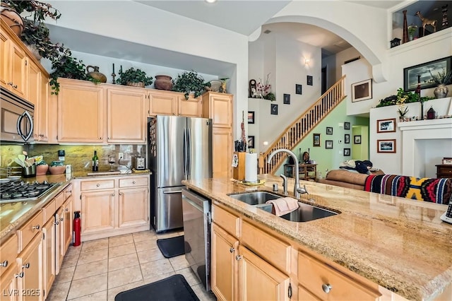 3068 Whispering Crest Dr, Henderson, NV 89052 - photo 14