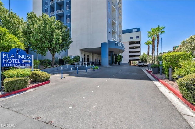 211 E Flamingo Rd Unit 402, Las Vegas, NV 89169 - photo 2