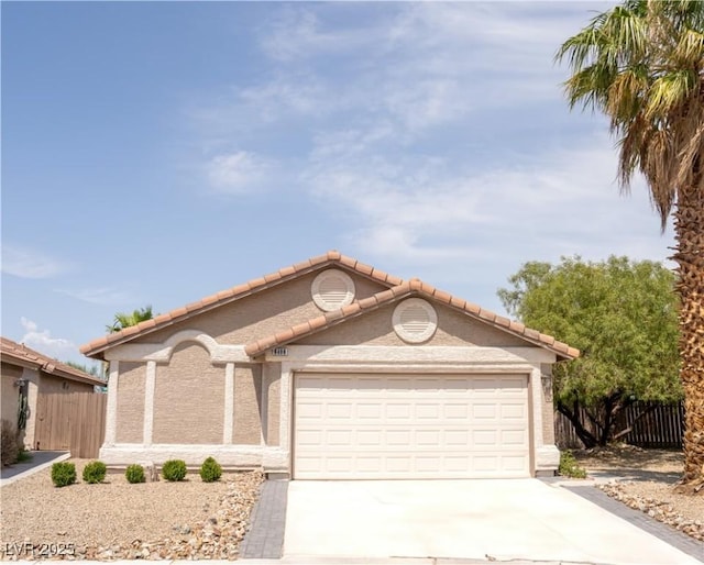6400 Yarmouth Dr, Las Vegas, NV 89108 - photo 1
