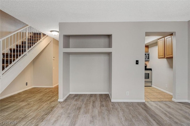 100 S Crestline Dr Unit 4, Las Vegas, NV 89107 - photo 9