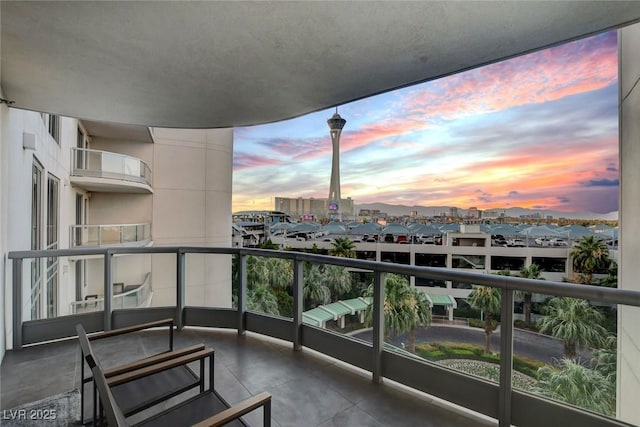 222 Karen Ave Unit 501, Las Vegas, NV 89109 - photo 23