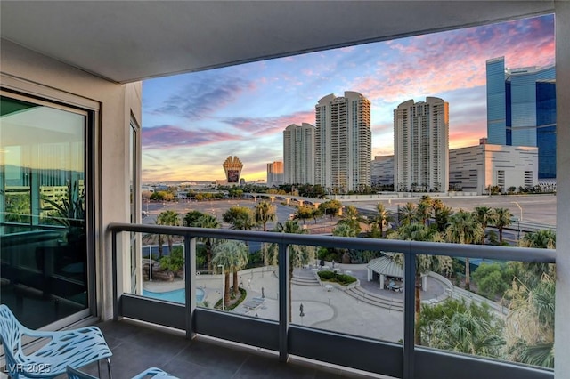 222 Karen Ave Unit 501, Las Vegas, NV 89109 - photo 24