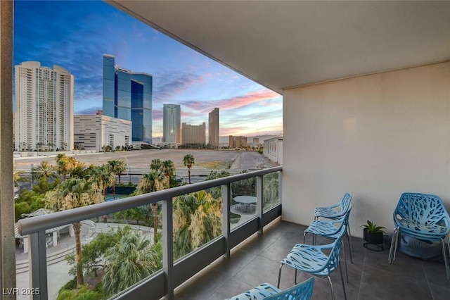 222 Karen Ave Unit 501, Las Vegas, NV 89109 - photo 25