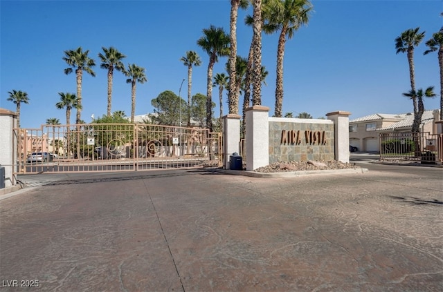 8409 Sewards Bluff Ave, Las Vegas, NV 89129 - photo 32