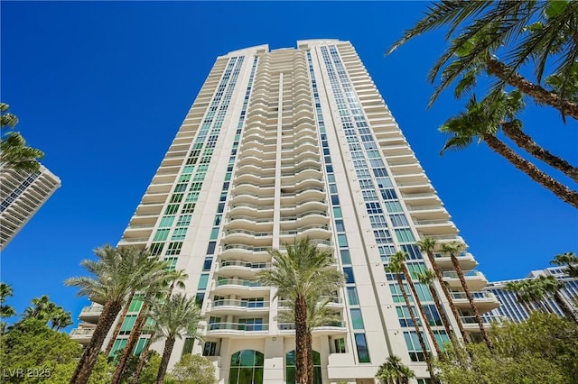 2877 Paradise Rd Unit 1604, Las Vegas, NV 89109 - photo 2