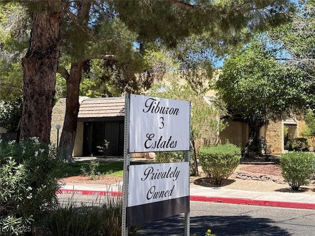4636 Comnor Hill Ln, Las Vegas, NV 89121 - photo 24