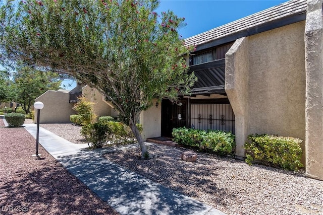 4636 Comnor Hill Ln, Las Vegas, NV 89121 - photo 1