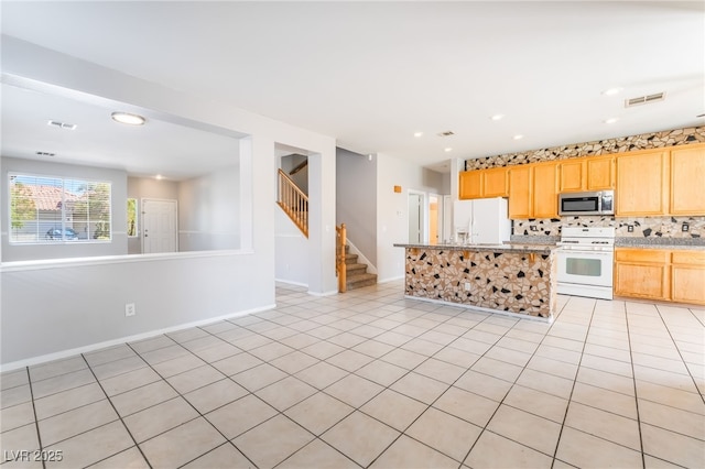 9993 Lemon Valley Ave, Las Vegas, NV 89147 - photo 4