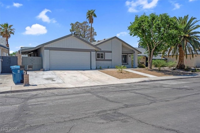 6181 Cedarwood Ave, Las Vegas, NV 89103 - photo 3