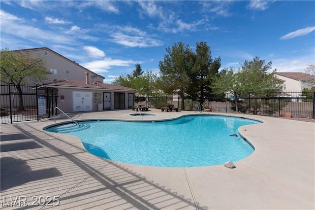 5611 Leaning Oak Ave, Las Vegas, NV 89118 - photo 47