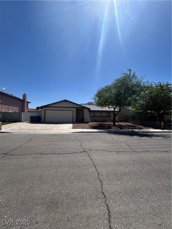 1802 Twin Oaks Ave, Las Vegas, NV 89156 - photo 1
