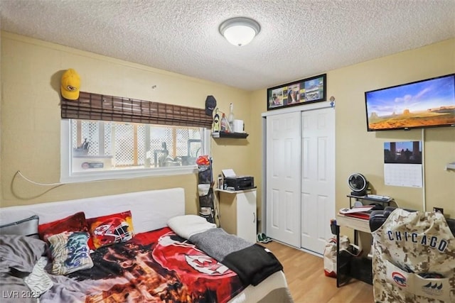 7121 Hurricane Way, Las Vegas, NV 89145 - photo 23