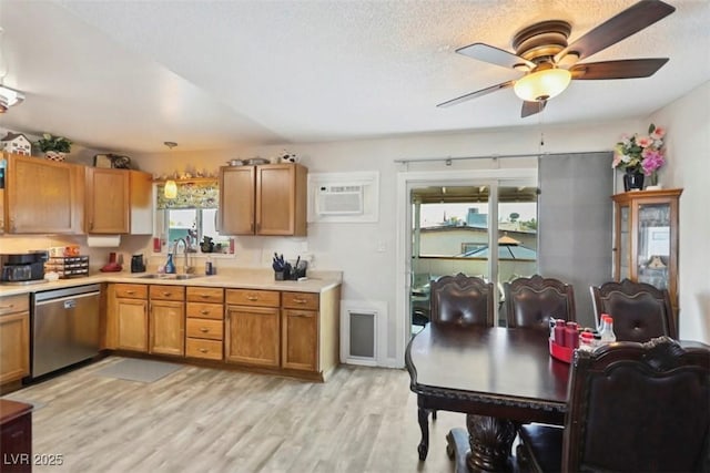 7121 Hurricane Way, Las Vegas, NV 89145 - photo 5