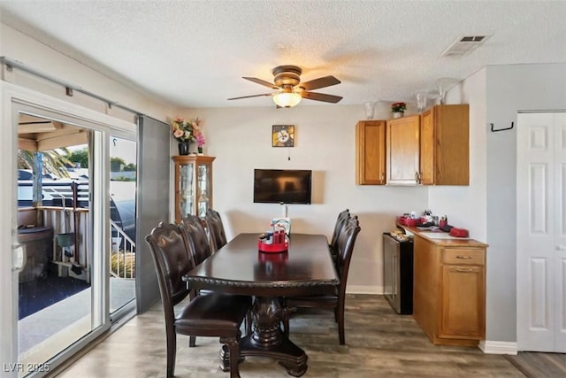 7121 Hurricane Way, Las Vegas, NV 89145 - photo 8