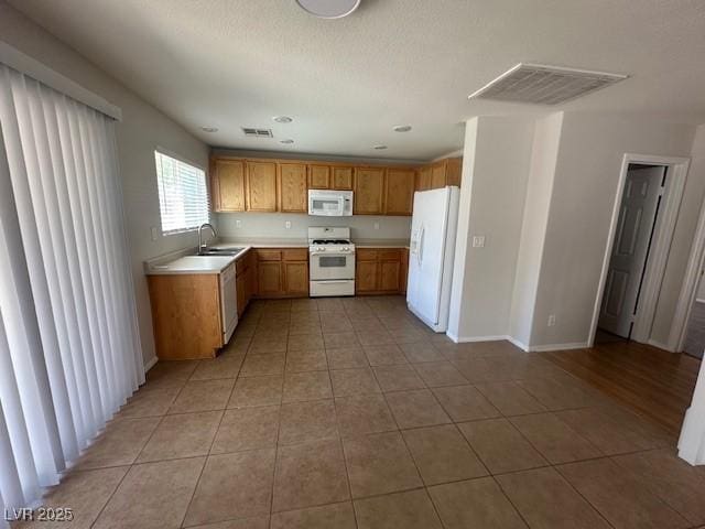9517 W Gilmore Ave, Las Vegas, NV 89129 - photo 8