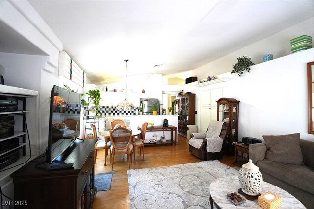 8187 W Rochelle Ave, Las Vegas, NV 89147 - photo 4
