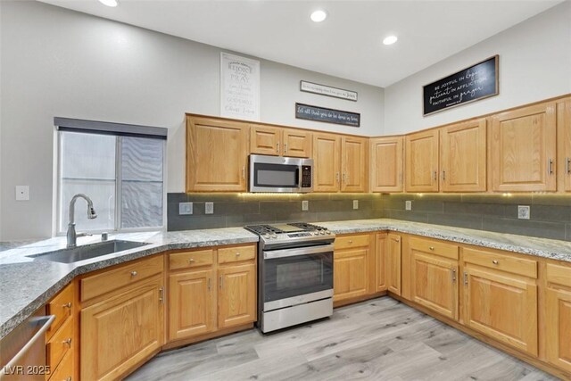 1747 Franklin Chase Ter, Henderson, NV 89012 - photo 5
