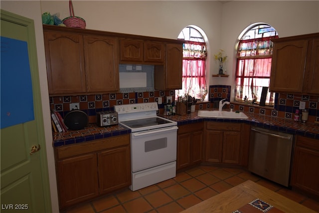 590 W Tomahawk Ct, Pahrump, NV 89060 - photo 5
