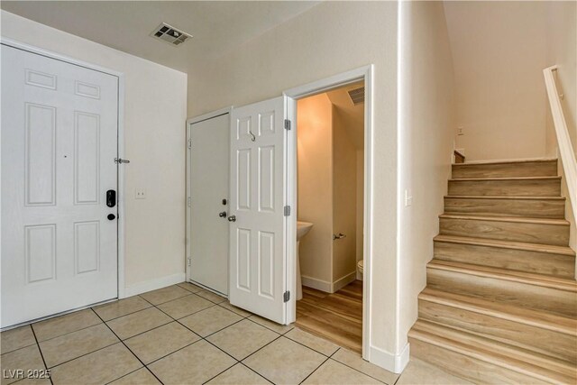 5597 Fewkes Canyon Ct, Las Vegas, NV 89139 - photo 7