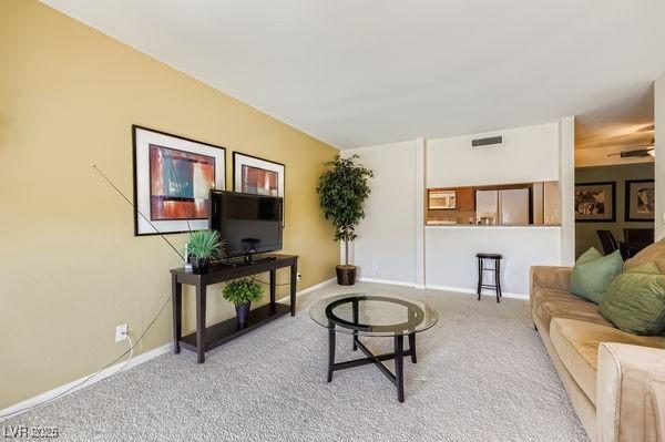 2854 Geary Pl Unit 3818, Las Vegas, NV 89109 - photo 4