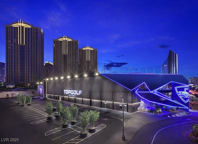135 E Harmon Ave Unit 219, Las Vegas, NV 89109 - photo 40