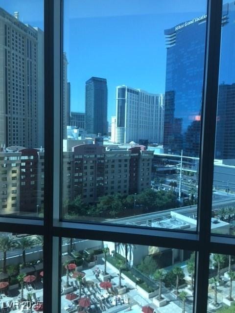 135 E Harmon Ave Unit 219, Las Vegas, NV 89109 - photo 8