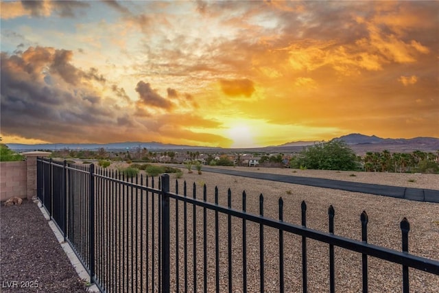 628 Via Colmo Ave, Henderson, NV 89011 - photo 51