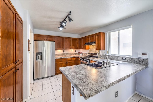 7921 Pottery Creek Dr, Las Vegas, NV 89128 - photo 3