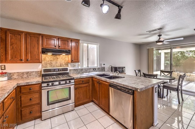 7921 Pottery Creek Dr, Las Vegas, NV 89128 - photo 11