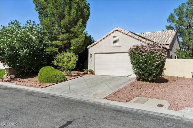 5708 Berwick Falls Ln, Las Vegas, NV 89149 - photo 2
