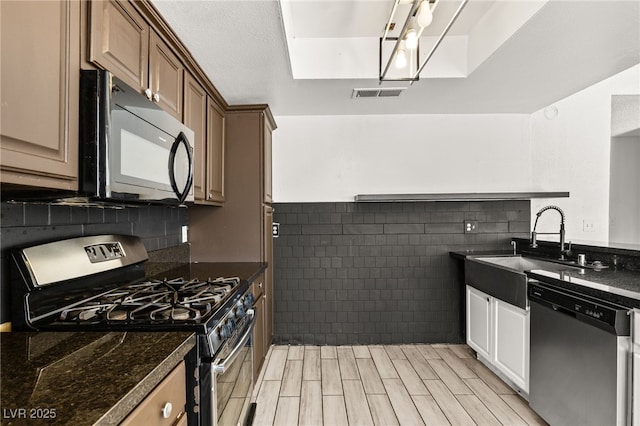 4451 De Forest St, Las Vegas, NV 89103 - photo 15