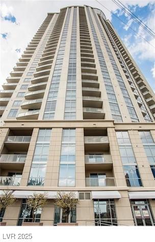 200 W Sahara Ave Unit 2703, Las Vegas, NV 89102 - photo 1