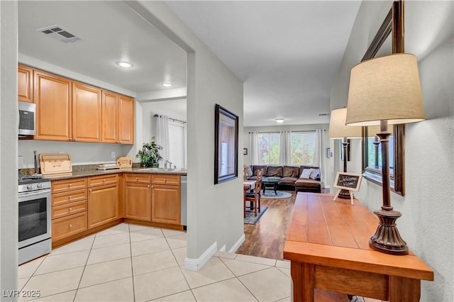 10528 Tugaloo Ave, Las Vegas, NV 89129 - photo 5