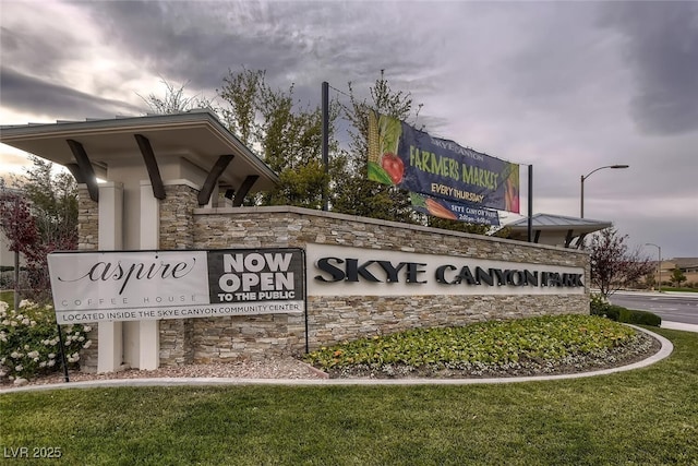 10200 Skye Castle Dr, Las Vegas, NV 89166 - photo 36