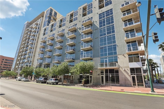 353 E Bonneville Ave Unit 806, Las Vegas, NV 89101 - photo 3
