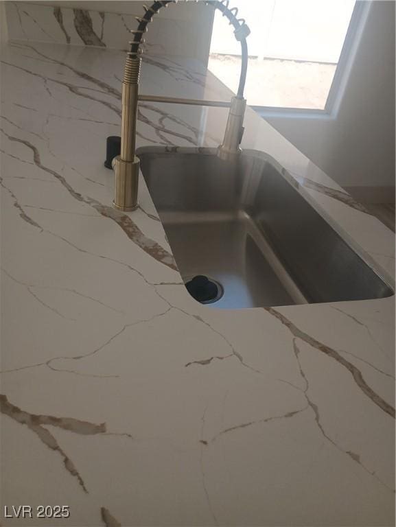 2131 Pillar Pointe St, Las Vegas, NV 89115 - photo 3