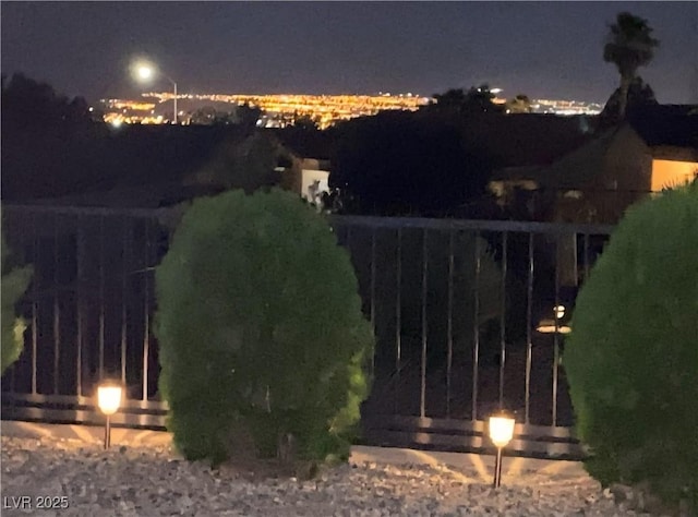 2935 Sumter Valley Cir, Henderson, NV 89052 - photo 4