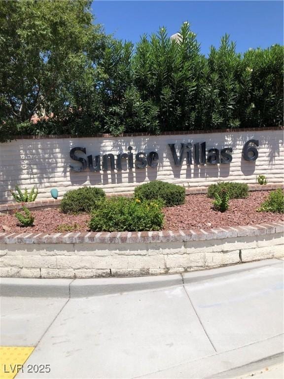 3066 Conquista Ct, Las Vegas, NV 89121 - photo 4