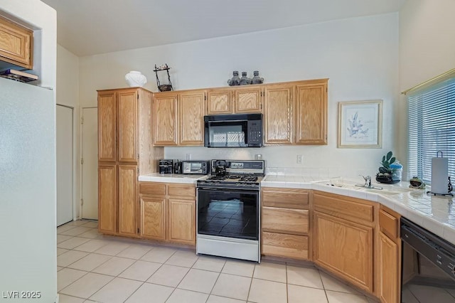 834 Dulce Fountain Way, Henderson, NV 89015 - photo 12