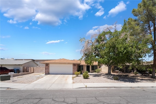 2416 Calico St, Las Vegas, NV 89108 - photo 1