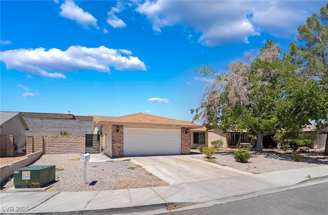 2416 Calico St, Las Vegas, NV 89108 - photo 3