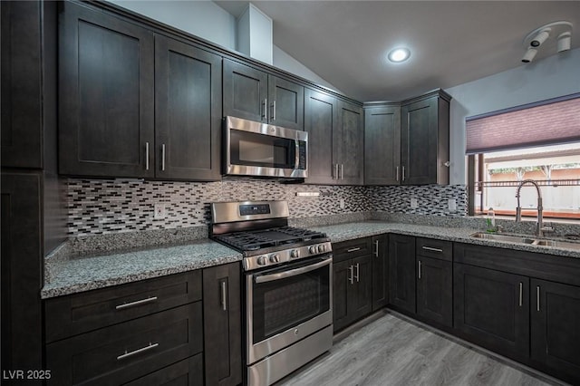 8617 Surtidor Dr, Las Vegas, NV 89117 - photo 29